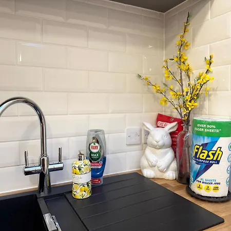 The Barn In The Courtyard, 3 - Bed, Sleeps 5, Pets Welcome