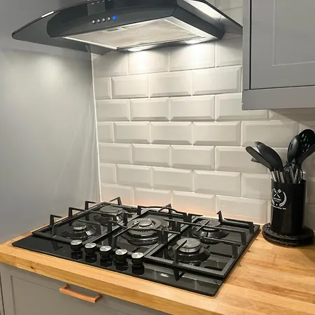 The Barn In The Courtyard, 3 - Bed, Sleeps 5, Pets Welcome