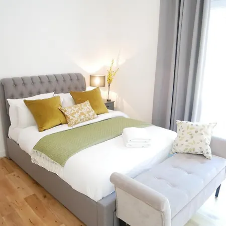 מלון דירות The Barn In The Courtyard, 3 - Bed, Sleeps 5, Pets Welcome אולברסטון