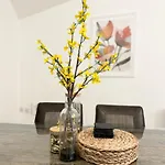 The Barn In The Courtyard, 3 - Bed, Sleeps 5, Pets Welcome Apart-hotel Ulverston