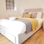 The Barn In The Courtyard, 3 - Bed, Sleeps 5, Pets Welcome * Ulverston