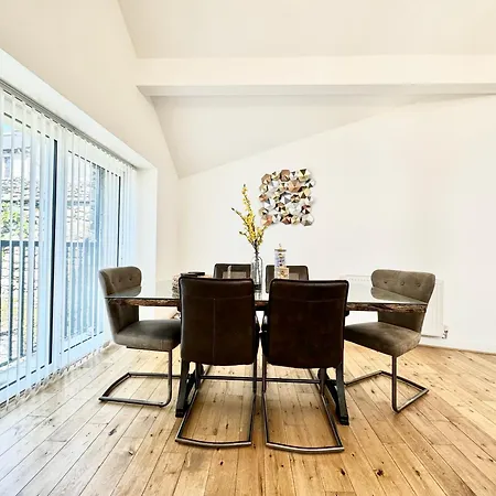 Lejlighedshotel The Barn In The Courtyard, 3 - Bed, Sleeps 5, Pets Welcome *