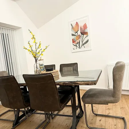 Lejlighedshotel The Barn In The Courtyard, 3 - Bed, Sleeps 5, Pets Welcome *