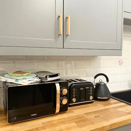 The Barn In The Courtyard, 3 - Bed, Sleeps 5, Pets Welcome * Ulverston