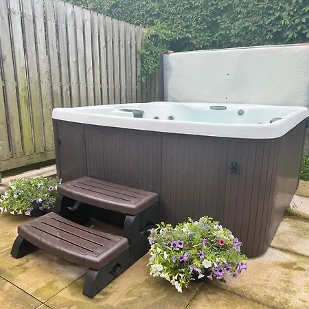 The Barn In The Courtyard, 3 - Bed, Sleeps 5, Pets Welcome Lejlighedshotel