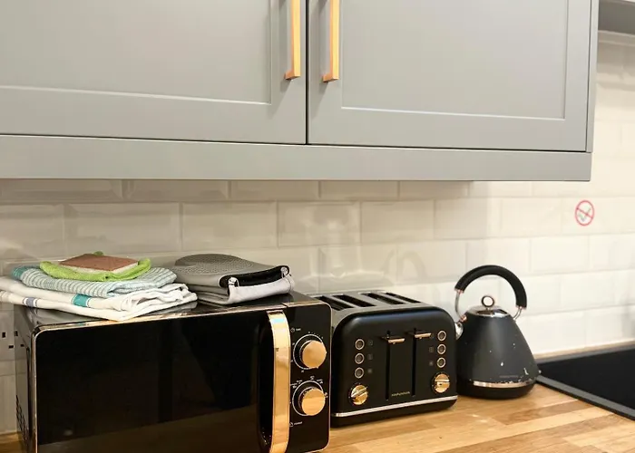 The Barn In The Courtyard, 3 - Bed, Sleeps 5, Pets Welcome * Ulverston